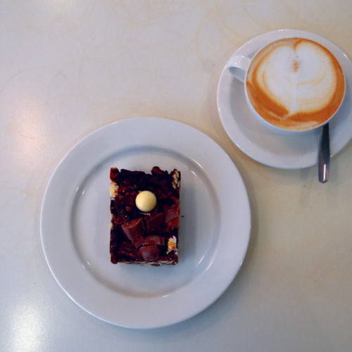 Cafe/Bar